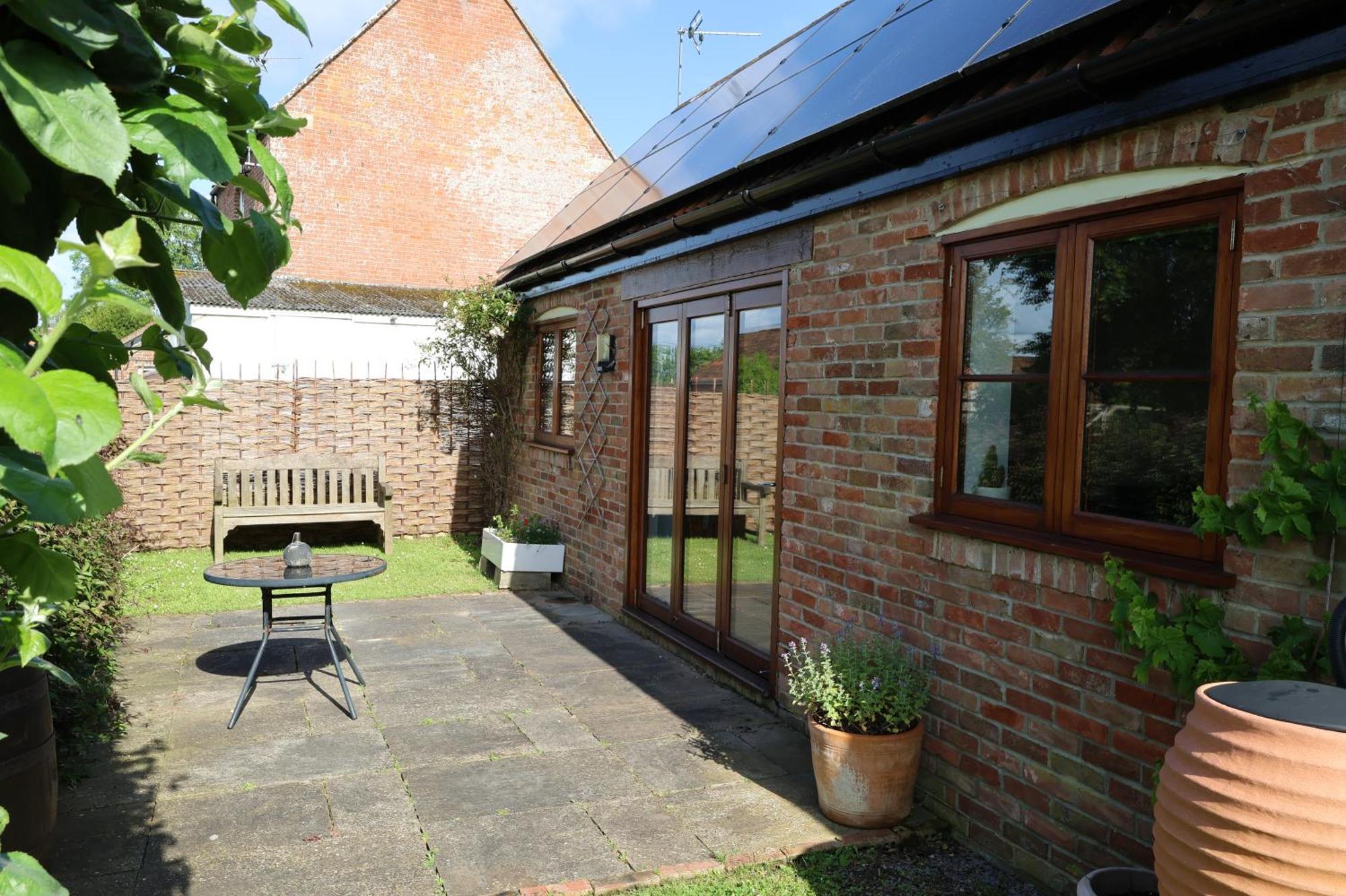 Tranquil And Cosy Cottage On The Somerset Levels Bridgwater Exterior foto